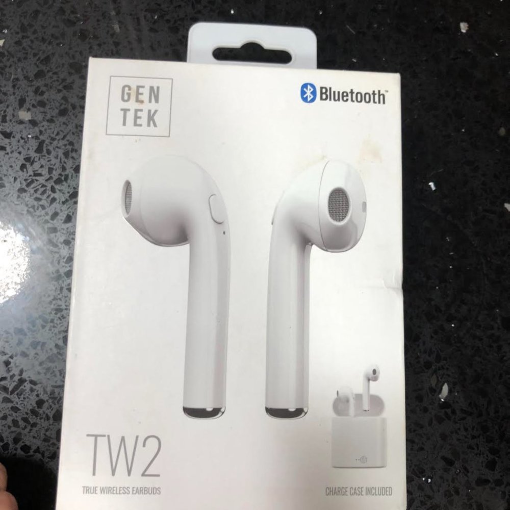 GenTek Blue Tooth Headphones - NWOT